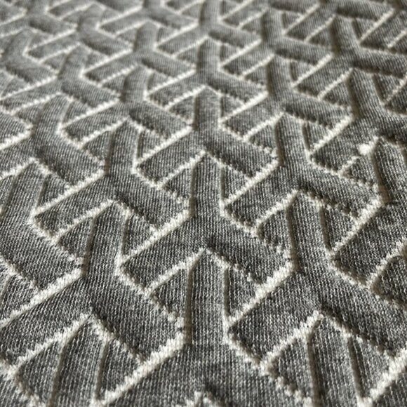 Anna Scott Grey Quilted Skirt NWOT - Picture 6 of 6